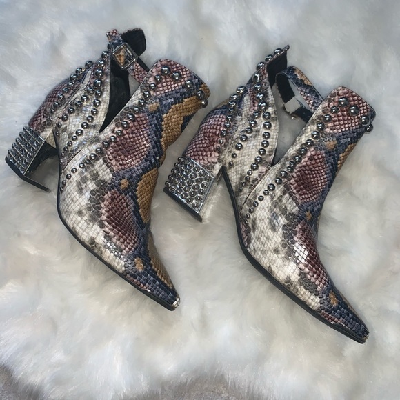 Jeffrey campbell rylan bootie Clearance